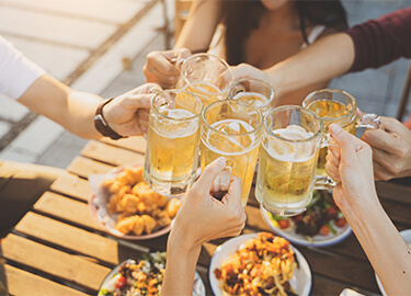 Start der Outdoor-Saison: Diese Druckprodukte ziehen jetzt Kunden an