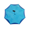 Regenschirm umgekehrt Der doppelte Bezug aus Polyester ist in verschiedene Farbkombinationen erhältlich.