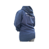 Hier sehen Sie den Hoodie mit dem Aufdruck auf der Rückseite getragen.